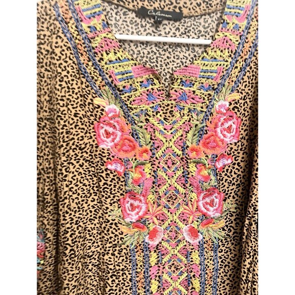 Calessa top Size 1x embroidered floral animal print aztec festival peasant art - Picture 3 of 7